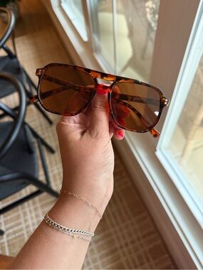Tortoiseshell Brown Women’s Sunglasses